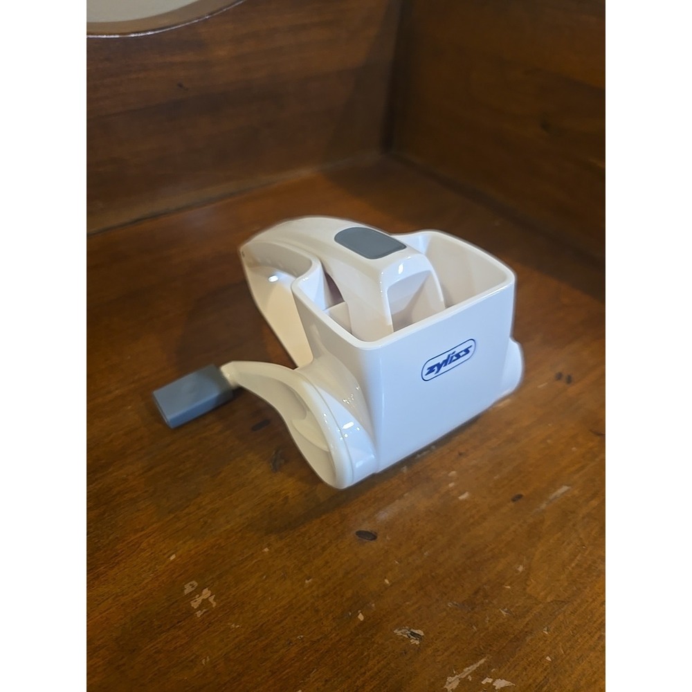 Zyliss Classic Rotary Cheese Grater